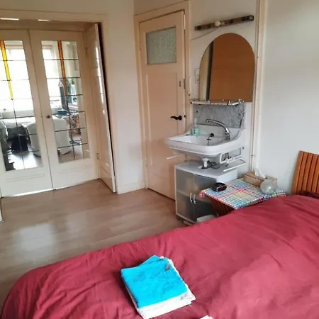 Apartment West *